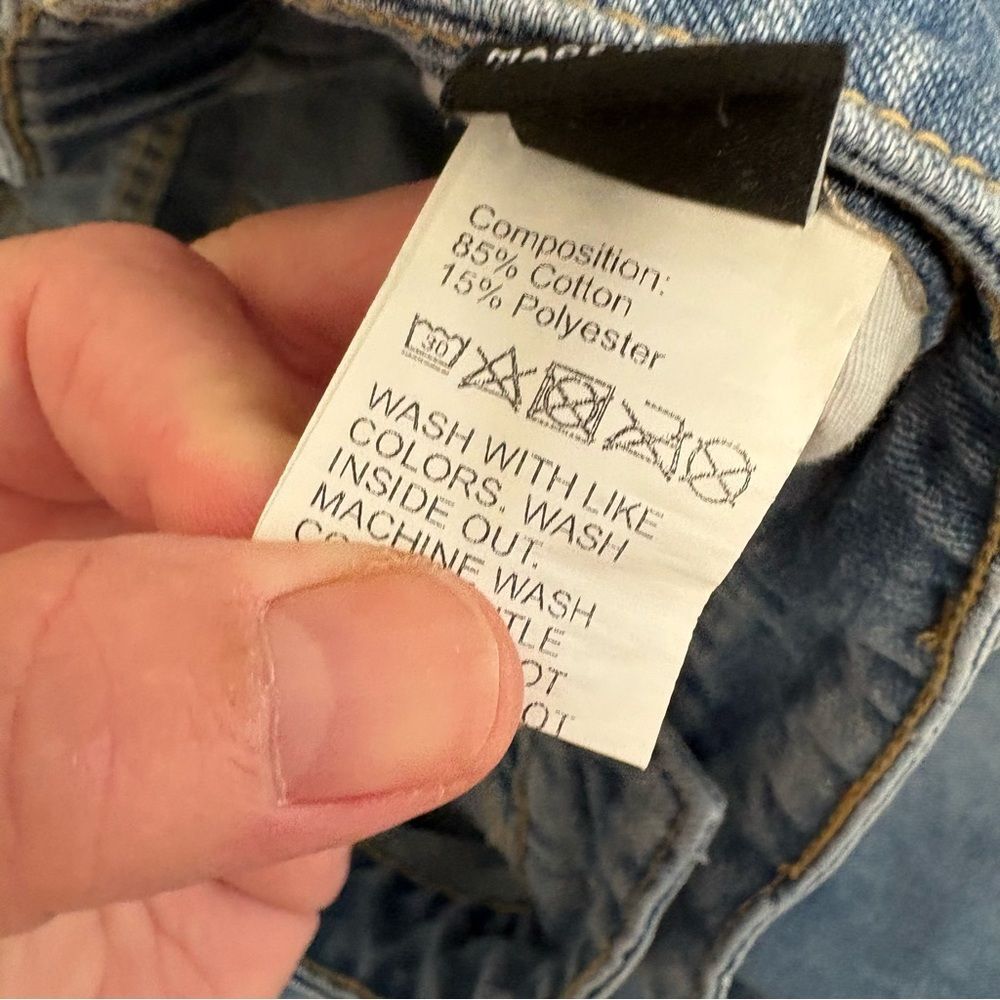 Shein Distressed Jeans L2 - Picture 4 of 5